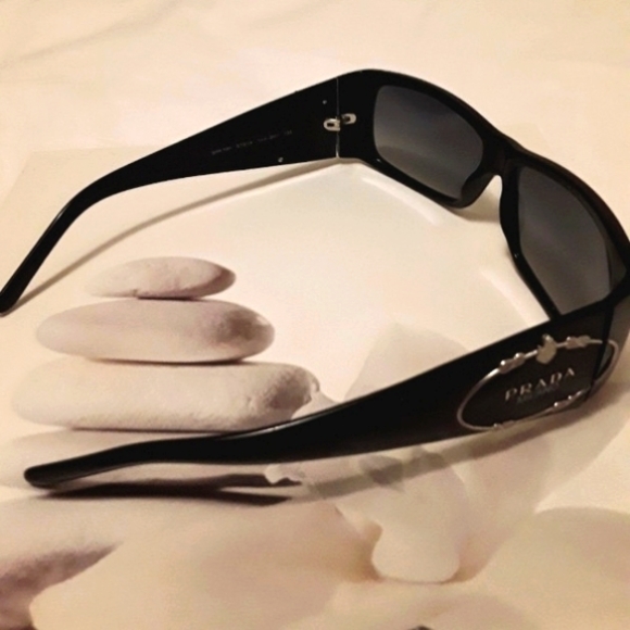 PRADA SPR 10H SUNGLASSES - Picture 10 of 15